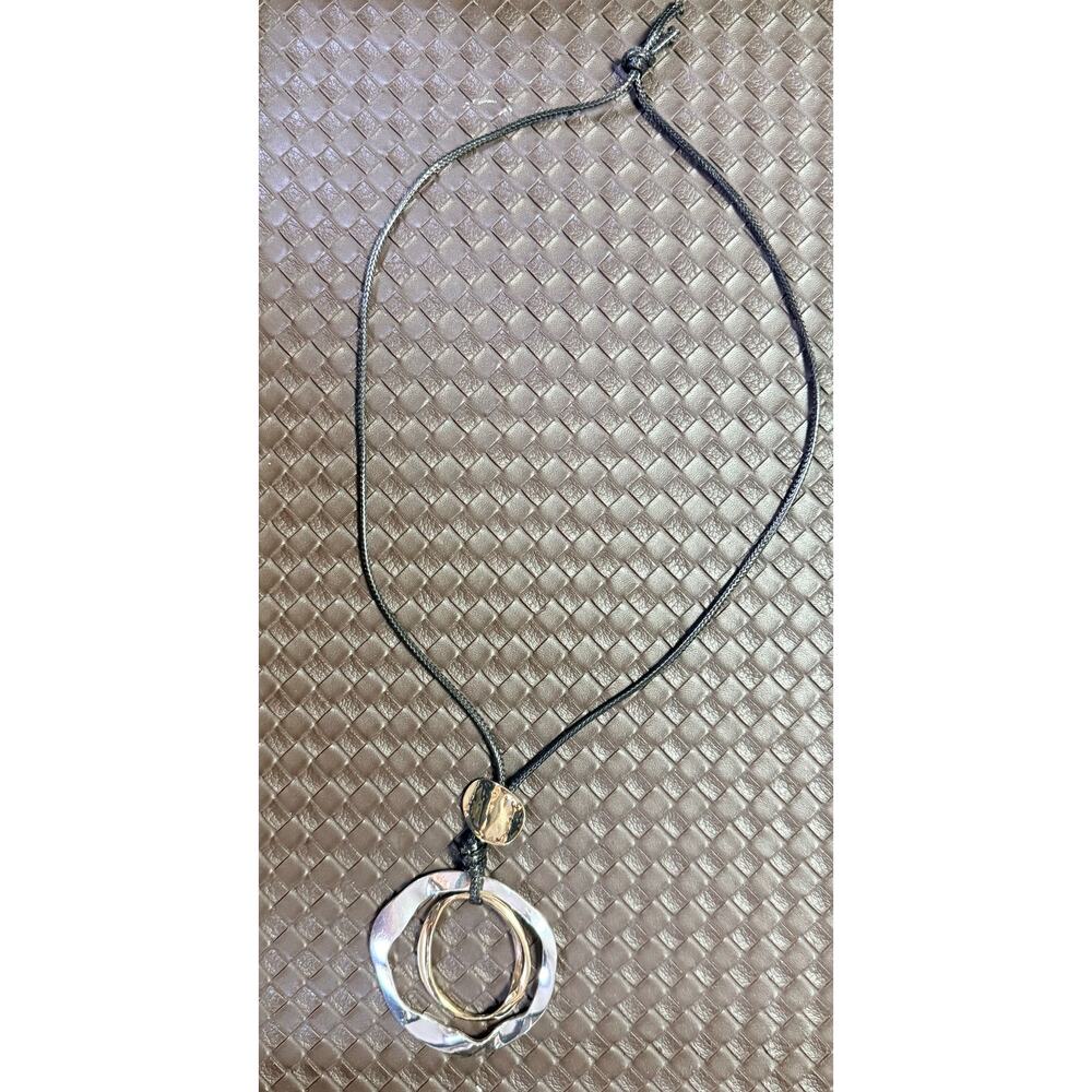 🧚‍♀️Statement Necklace Mixed Metal Gold Silver Tone 30” Cord Large Pendant